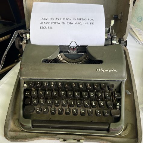 Claveles rojos para Alaíde Foppa:Acto de disculpa pública y reconocimiento a su trayectoria