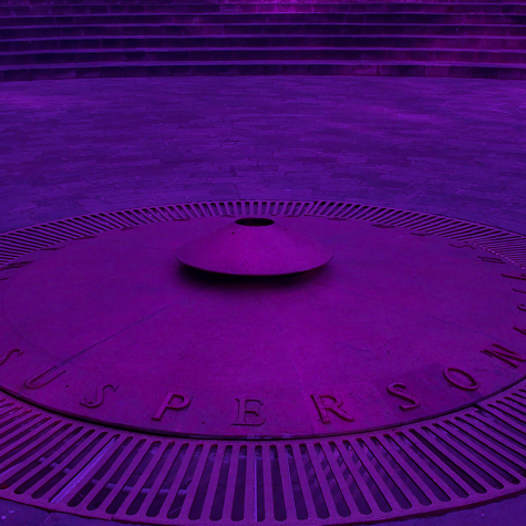 Marcela Lagarde en la rotonda de mujeres ilustres